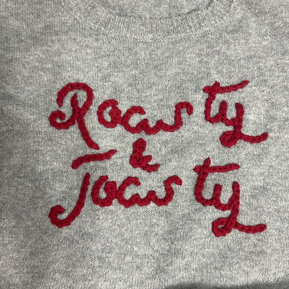 Wildfox Gray Sweater NWT embroider Roasty & Toasty light intentional distress M - Picture 3 of 15